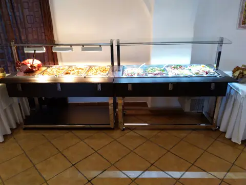 Raut a hostina