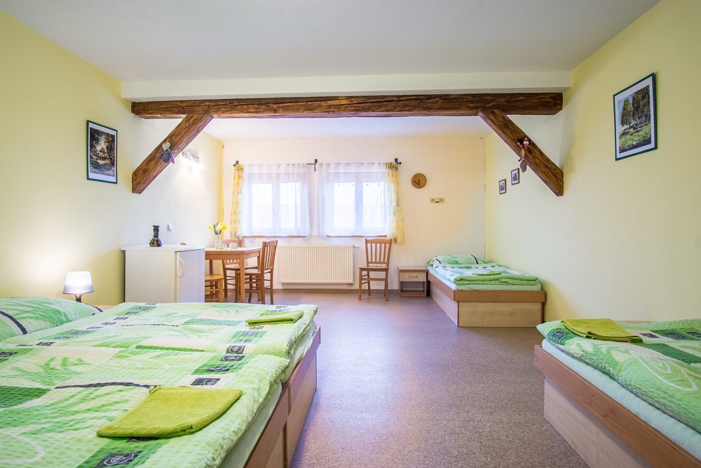 Čtyřlůžkové pokoje P2–P6, P17 a P18 — fotografie 2